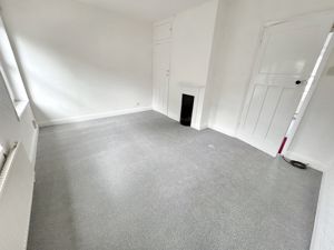 Lounge- click for photo gallery